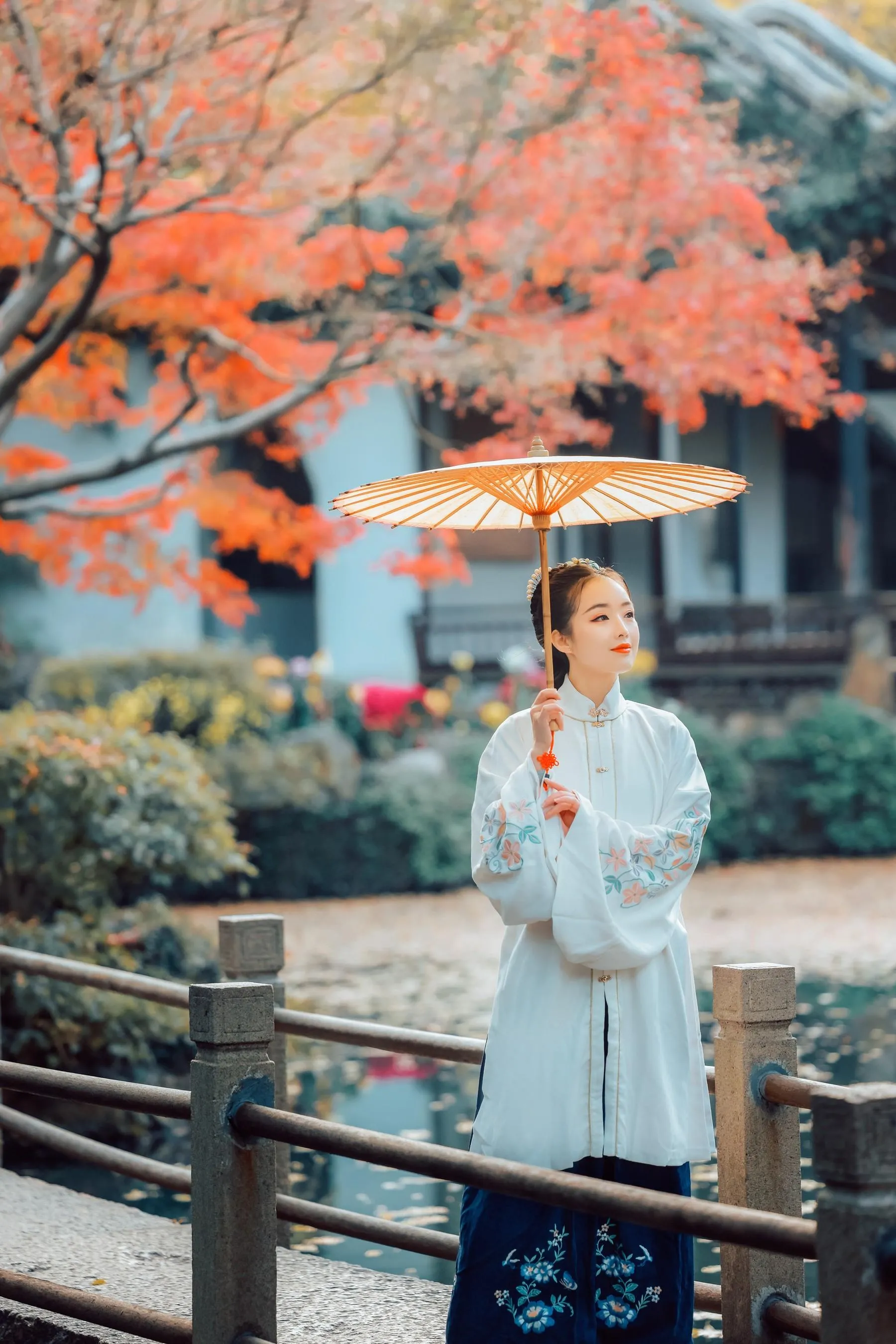 [YITUYU艺图语]2022.01.22 枫林晚 鹿呦 [25P]插图2